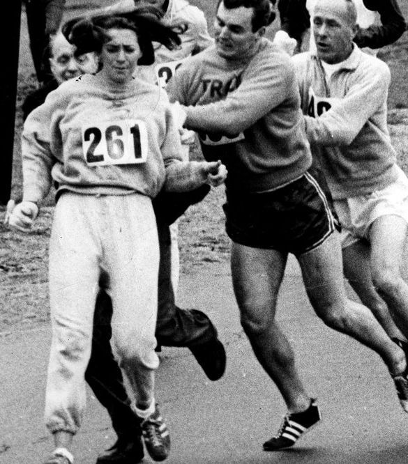 VIOLENCIA CONTRA LA MUJER EN EL DEPORTE
